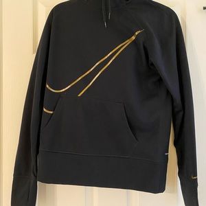 Women’s Therma-fit Nike Hoodie